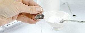 Cómo limpiar joyería de plata Cómo limpiar joyería de plata